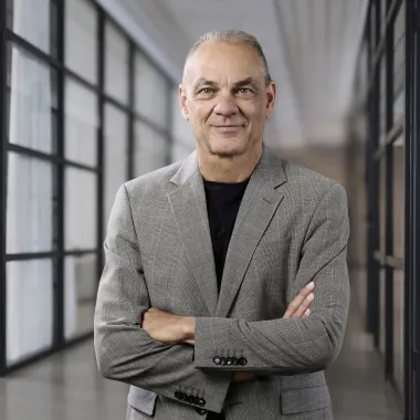 Portrait von Dr. Peter Vogt